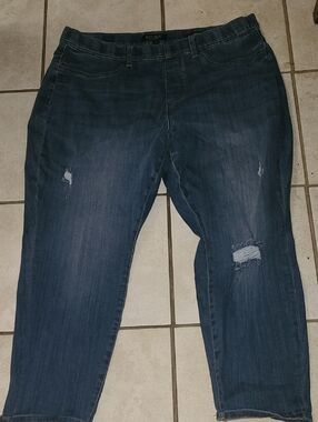 Judy Blue Dark Blue Distressed Women’s Jeans. Boyfriend Fit